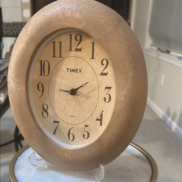 Timex Brown Wall Clock - Picture 8 of 8